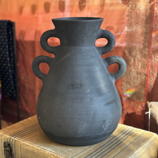 Ruka Terracotta Urn