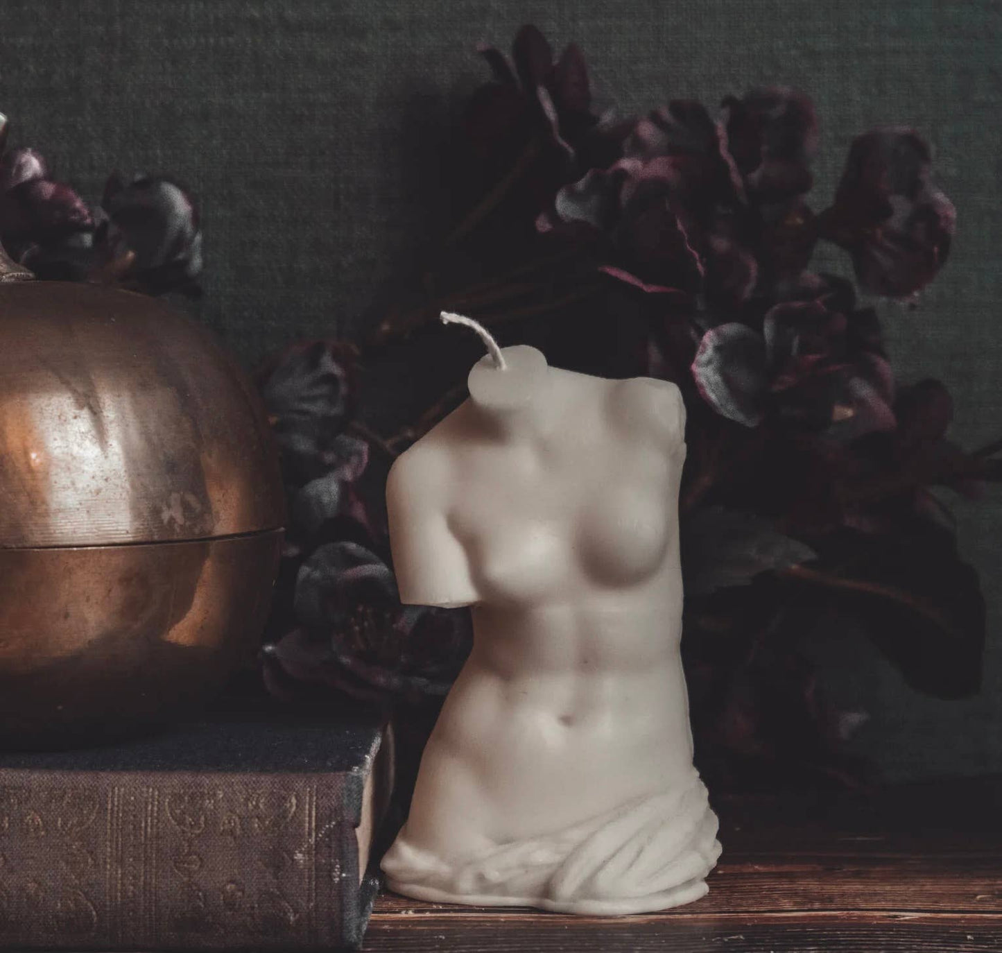 VENUS DE MILO TORSO CANDLE | PILLAR